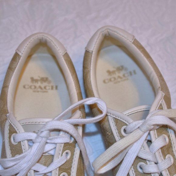 Coach Percy Sneakers - Picture 4 of 7